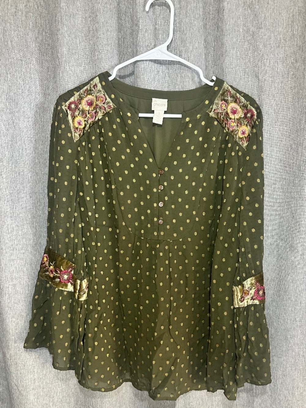 Chico's Olive Green Metallic Gold Polka Dot Boho Embroidered Blouse Size 1 S/M